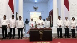 antarafoto presiden tandatangani perpres penghapusan piutang umkm 1730809039_ratio 16x9 1