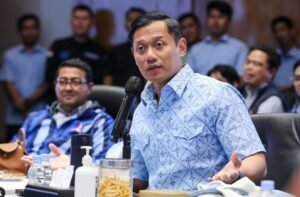 Agus Harimurti Yudhoyono AHY Menteri Koordinator Bidang Infrastruktur dan Pembangunan Kewilayahan 696x458