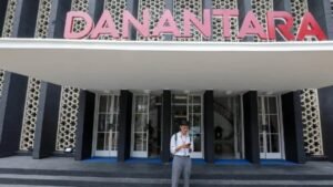 67a14e0c06fb2 bpi danantara terhambat yusri usman desak presiden tindak tegas_siap