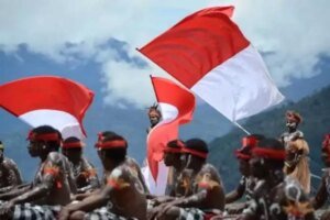 PAPUA-3754604996