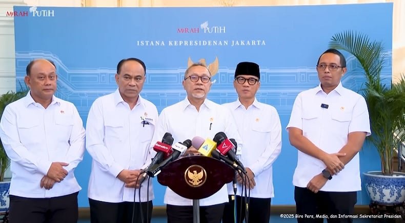 konferensi_pers_koperasi_desa_merah_putih