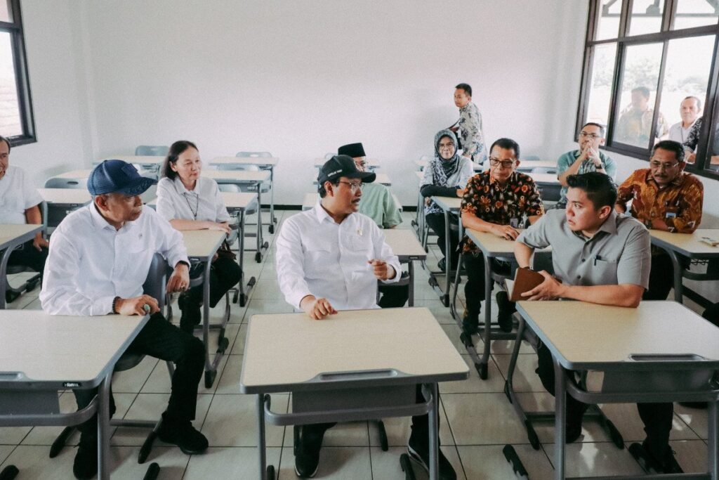 Sekolah-Rakyat