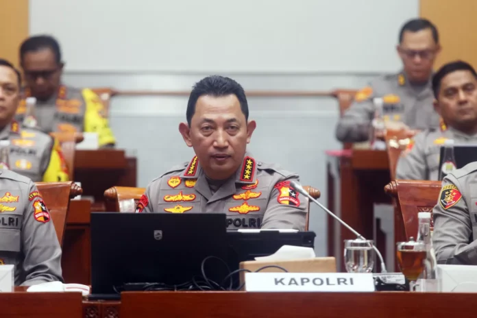 Kapolri-Jenderal-Pol-Listyo-Sigit-Prabowo-Dery-Ridwansah-5JPG-621096953.jpg-696x464