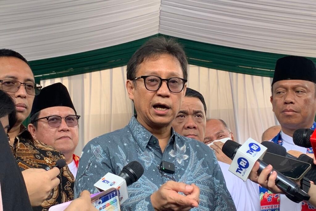 Menteri-Kesehatan-Budi-Gunadi-Sadikin-cek-kesehatan-gratis