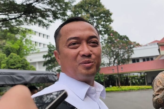 Menteri-Sekretaris-Negara-Prasetyo-Hadi-pulau-enggano-696x464