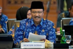 Menteri-Sosial-Mensos-Saifullah-Yusuf-bansos-696x464