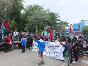 demo-dpr-di-papua-2