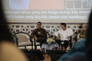 Direktur-Utama-PT-PLN-Persero-Darmawan-Prasodjo-8899900