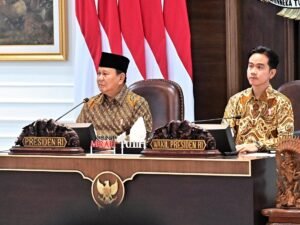 prabowo_dan_gibran_pimpin_sidang_kabinet_paripurna_perdana-7oT9_large