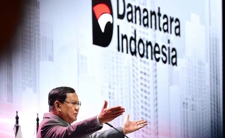 28134972930-danantara_dorong_transformasi_bumn-1
