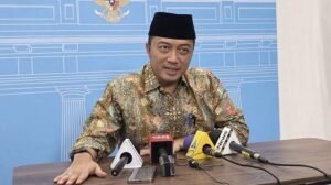 Menteri-Sekretaris-Negara-Prasetyo-Hadi-di-Istana-Kepresidenan-43