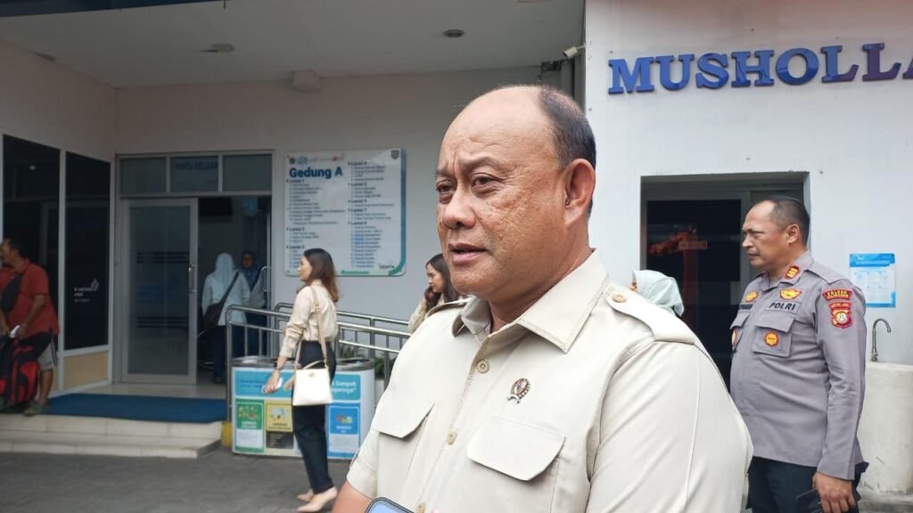 013763200_1765454095-Kepala_BGN_Dadan