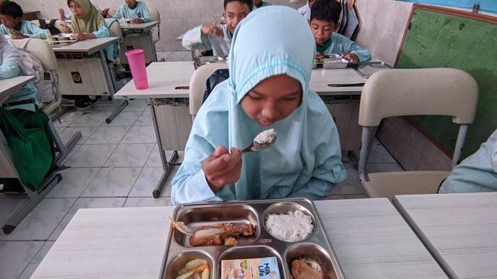 MBG-di-SDN-2-Sentolo-Kulon-Progo-dok