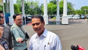Menteri-Pertanian-Andi-Amran-Sulaiman-stok-sembako-jelang-nataru