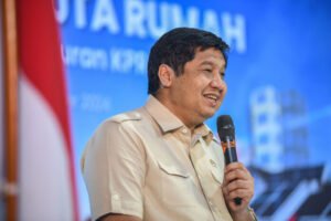 Menteri-Perumahan-dan-Kawasan-Permukiman-PKP-Maruarar-Sirait-696x464
