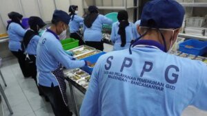 SPPG-Baleendah-Rancamanyar-Distribusikan-MBG_20250929_201941