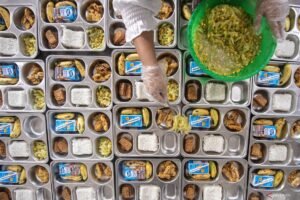 Target-pemberian-MBG-untuk-ibu-hamil-dan-menyusui-15042025-Lmo-2