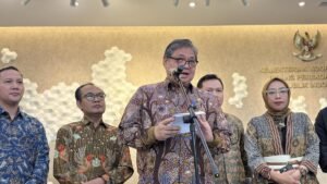 063058600_1764910999-Menteri_Koordinator_Bidang_Perekonomian_Airlangga_Hartarto-5_Desember_2025