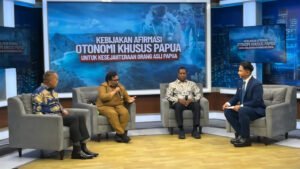 wamendagri-ribka-haluk-dalam-diskusi-bersama-komite-eksekuti-bhlq