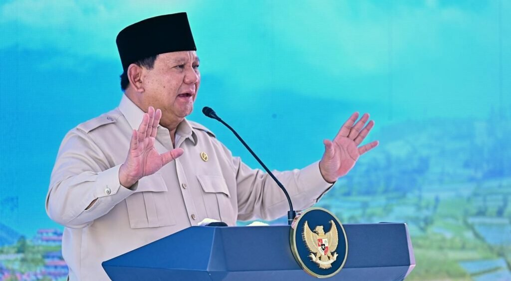 Presiden-Prabowo-menghadiri-acara-Peluncuran-Koperasi-DesaKelurahan-Merah-Putih