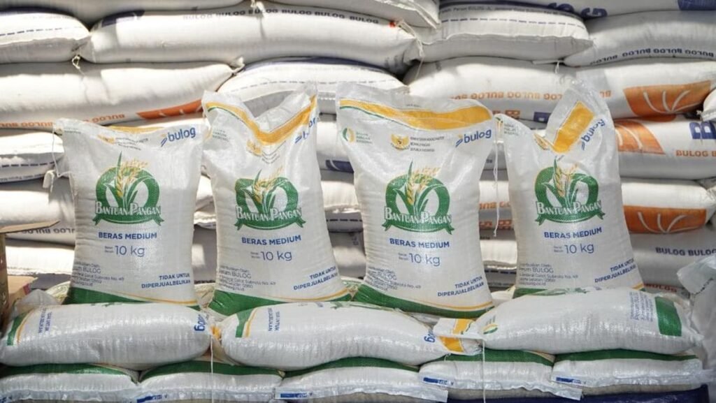 Program-Bantuan-Sosial-Beras-dan-Minyak-Distribusi