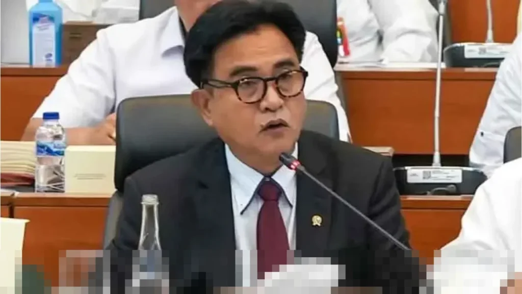 yusril-disinformasi-sudutkan-kepentingan-nasional-ruu-anti-propaganda-asing-disiapkan