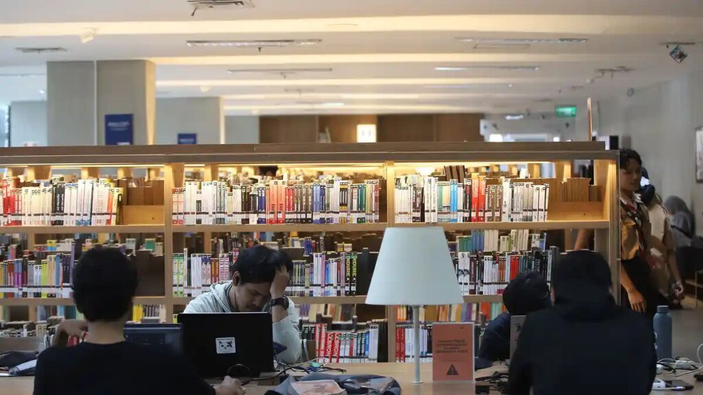 Ngabuburit-di-Perpustakaan-Jakarta_20260225_210046