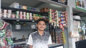 Pedagang-UMKM-di-Rest-Area-439-Tol-Semarang-Solo-Bawen-mudik-Lebaran-2026