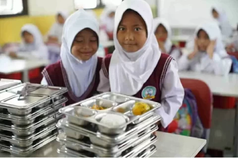 dpr-program-mbg-harus-tetap-berjalan-dengan-pengawasan-ketat-fqe