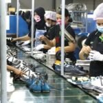 PABRIK-SEPATU-438954510