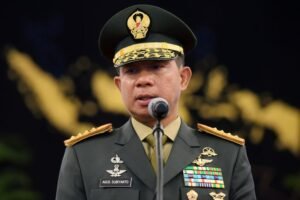 panglima-tni-agus-subiyanto-berbicara-kepada-media-di-jakarta-foto-sekretariat-negara-65b716700cf0f