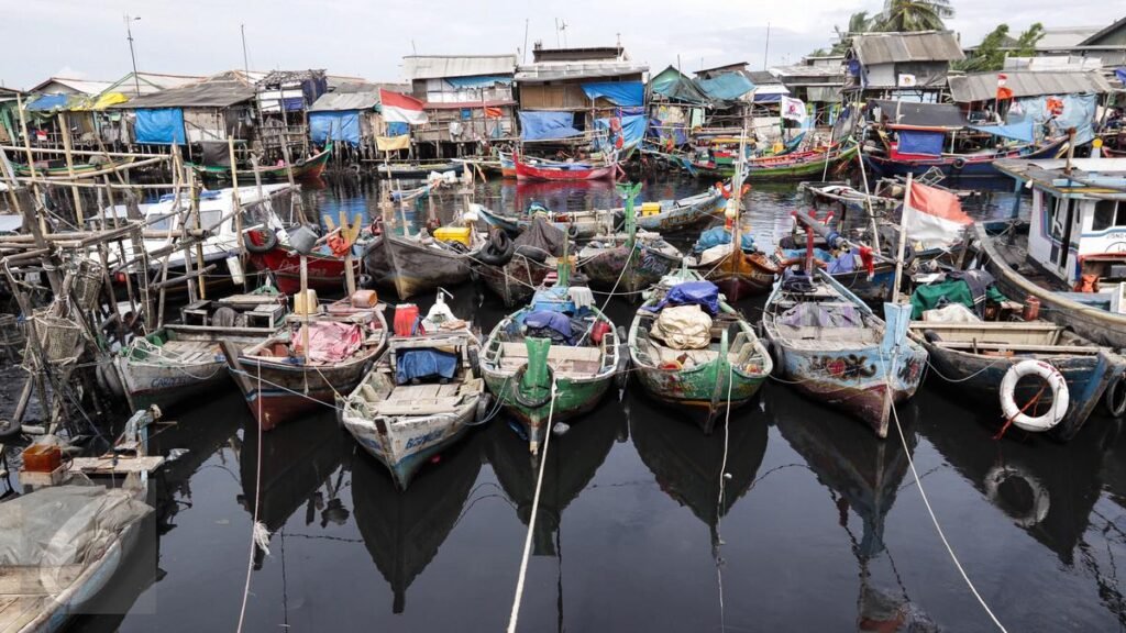031542600_1486578394-Kampung-Nelayan1