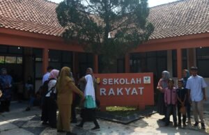 MURID-SEKOLAH-RAKYAT_NUR-CHAMIM-2-2486133350-4260847921