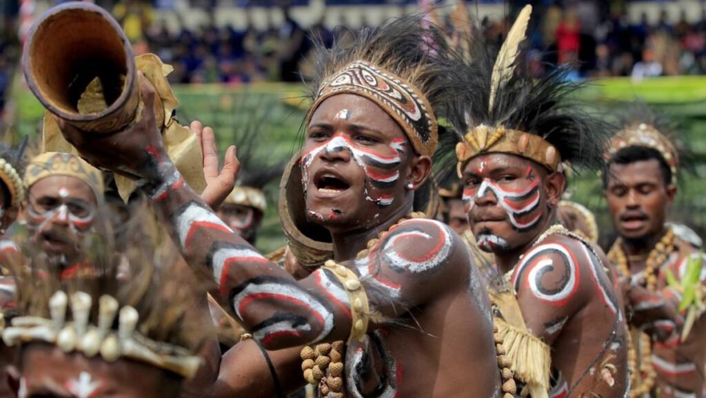 masyarakat-adat-papua_169