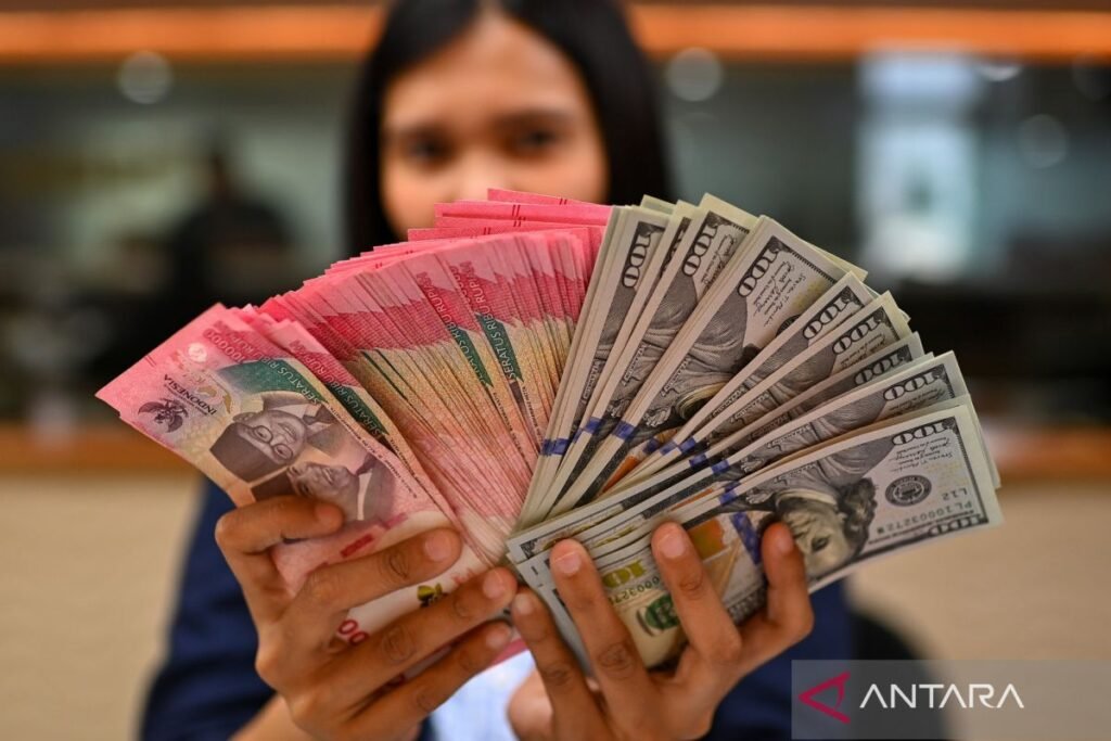 nilai-tukar-rupiah-melemah-115-poin-2788419