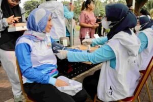 pemprov-dki-dorong-asn-lebih-sehat-demi-pelayanan-publik-yang-lebih-baik-foto-687c8be5b7dcc-768x512-300x200
