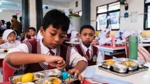 program-makan-bergizi-gratis-pmbg-215926