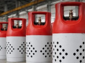 CNG-merah-putih