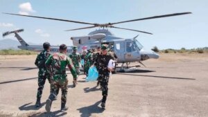 TNI-mengerahkan-4477-personel-dan-27-alutsista-KE-GEMPA-NTT