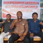 0b1e2_tokoh-pemuda-adat-tabi