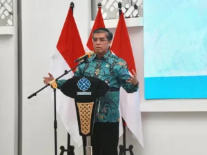 Menteri-Ketenagakerjaan-Yassierli-pekerja-hijau