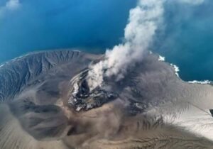 gunung_anak_krakatau