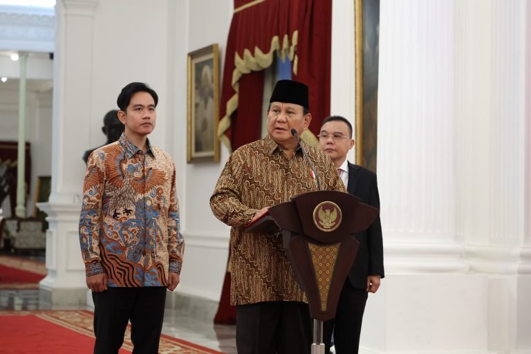 presiden-prabowo-sahkan-uu-kerja-sama-bidang-pertahanan-dengan-lima-negara-03112024-160547-768x512