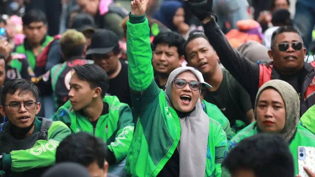 Demo-Pengemudi-Ojek-Online-di-Jakarta_20250717_182714