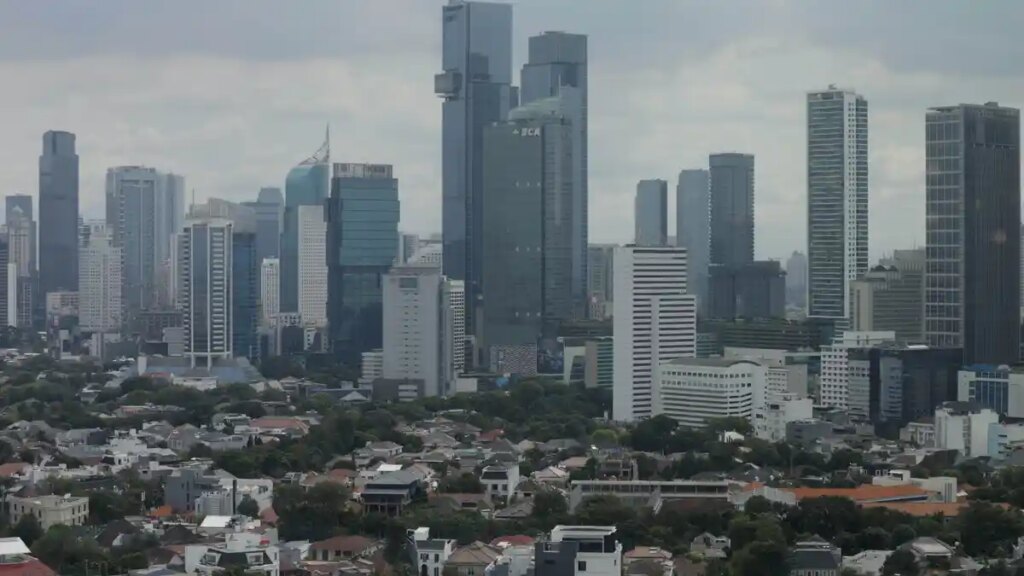 Proyeksi-Pertumbuhan-Ekonomi-Indonesia_20251128_153833