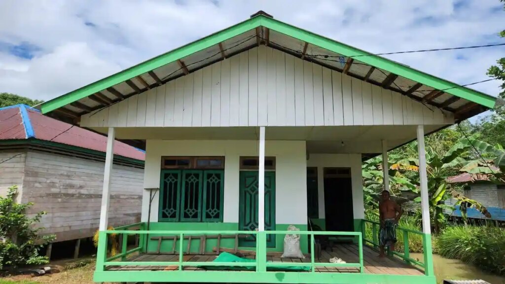 Renovasi-rumah-warga-OK