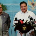 menteri-koordinator-bidang-perekonomian-airlangga-hartarto-d-te2u
